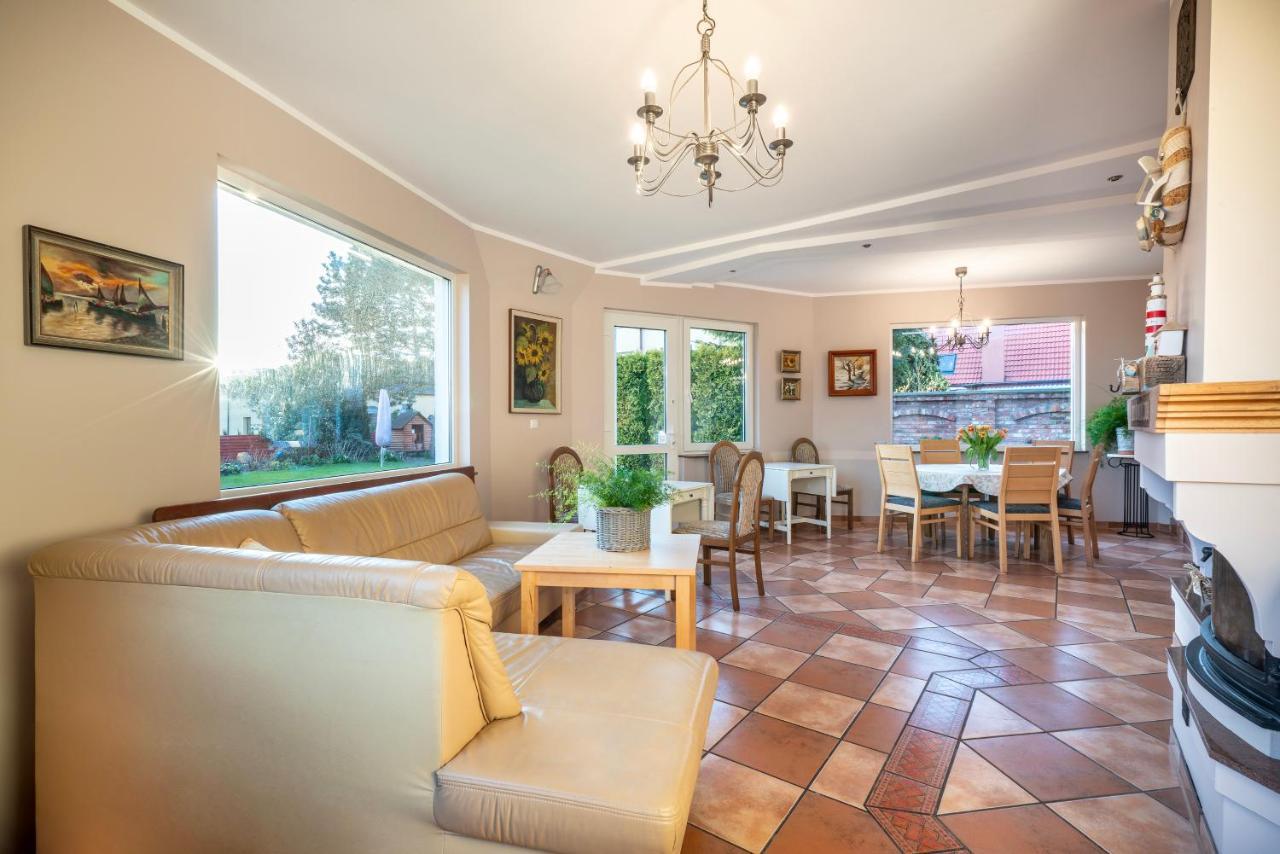 Hotel Dom Atalia Wynajem Pokoi Leba Exteriér fotografie